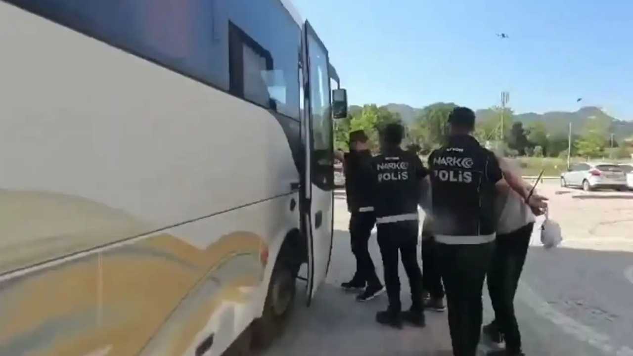Mersin'de 81 Gözaltı, 20 Kişi Cezaevine Gönderildi (4)