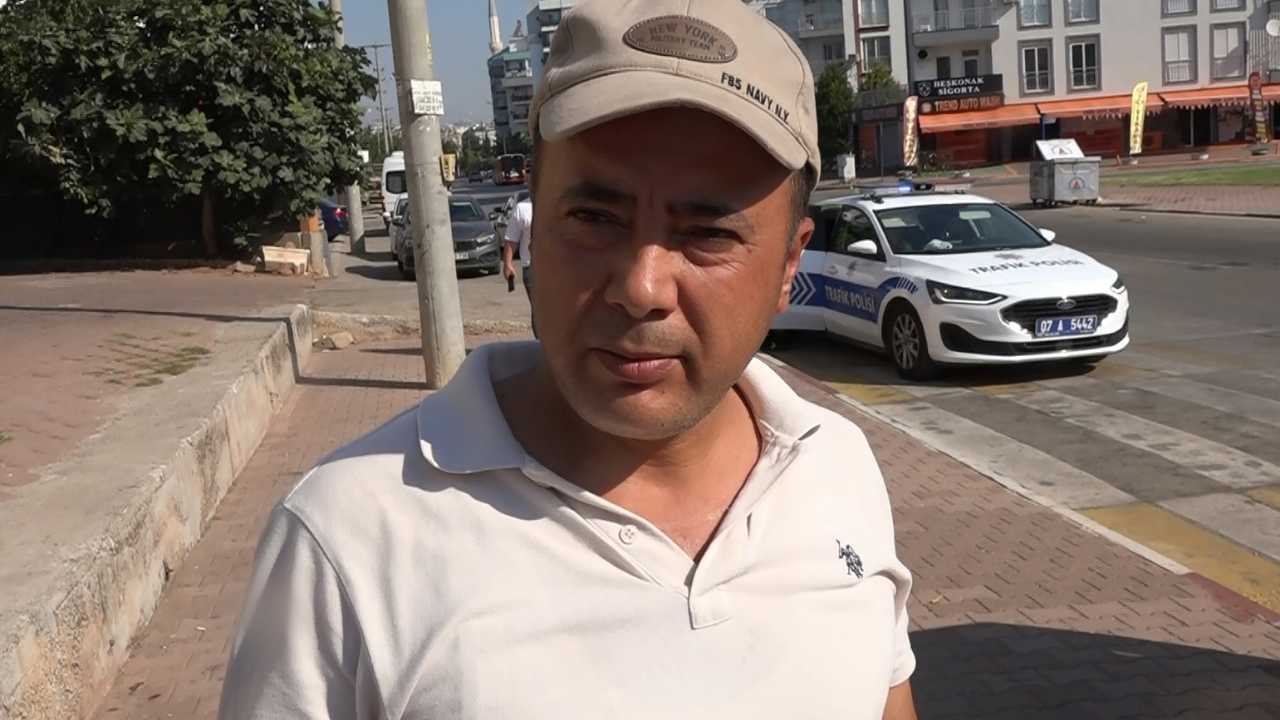 Muratpaşa'da Baba Ve Kızı 3 Dakikayla Kurtuldu! Park Halindeki Araca Çarptı 2