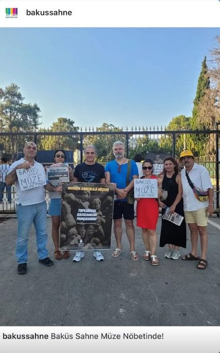 Oyunculardan Antalya Arkeoloji Müzesi'ne Destek Baküs Sahne Müze Nöbetinde 2