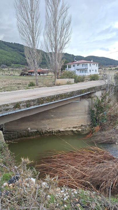 Sarıbelen'in 50 Yıllık Köprüsünde Çökme Riski! 14 Köyü Kaş'a Bağlayan Yolda Çözüm Bekleniyor 2