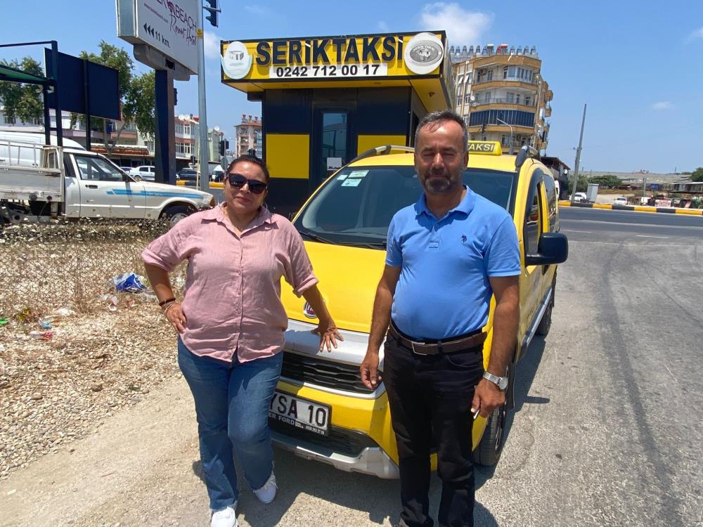 Serik'te Eşinden İlham Alan Kadın Direksiyonu 12 Yıldır Bırakmıyor