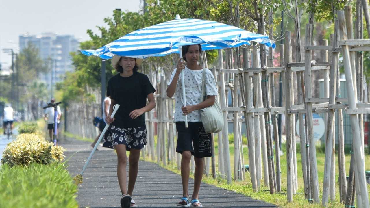 Tüm Zamanların Sıcaklık Rekoru Kırıldı! Antalya Kaş'ta Termometre 46,7’Yi Gördü 3