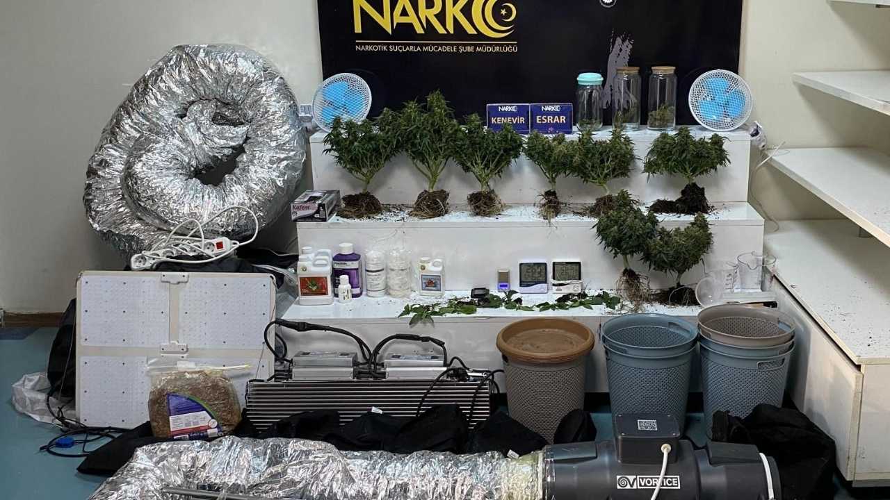 Adana'da Ev Tipi Zehir Serasına Şafak Baskını! 8 Tutuklama3