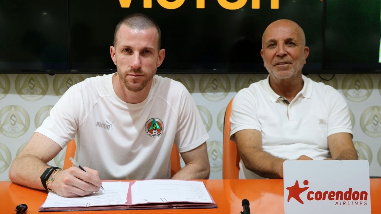 Alanyaspor’dan 4 Transfer Birden! İşte Yeni Sezonun Güçlü Kadrosu (3)