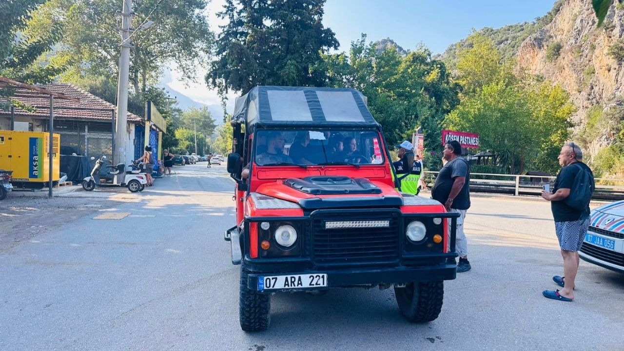 Antalya’da Safari Araçları Kontrolde (2)
