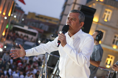 Tanju Özcan’dan Net Mesaj: Özgür Özel’e Güveniyorum