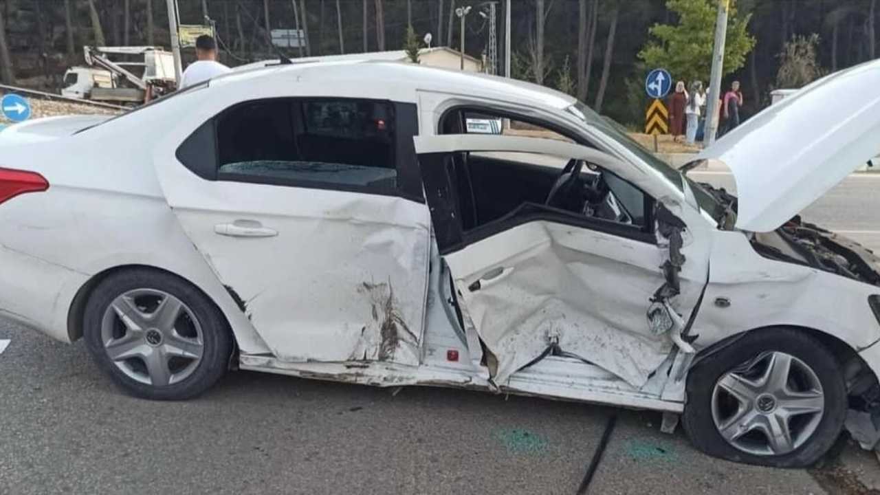 Hatay Yayladağı’nda Ambulans Kaza Yaptı2