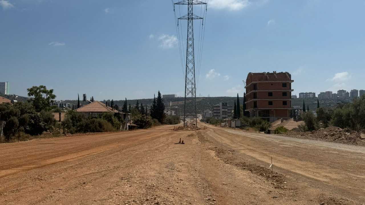 Kepez Göçerler’de Yarım Kalan Yol İçin Tarih Verildi 333