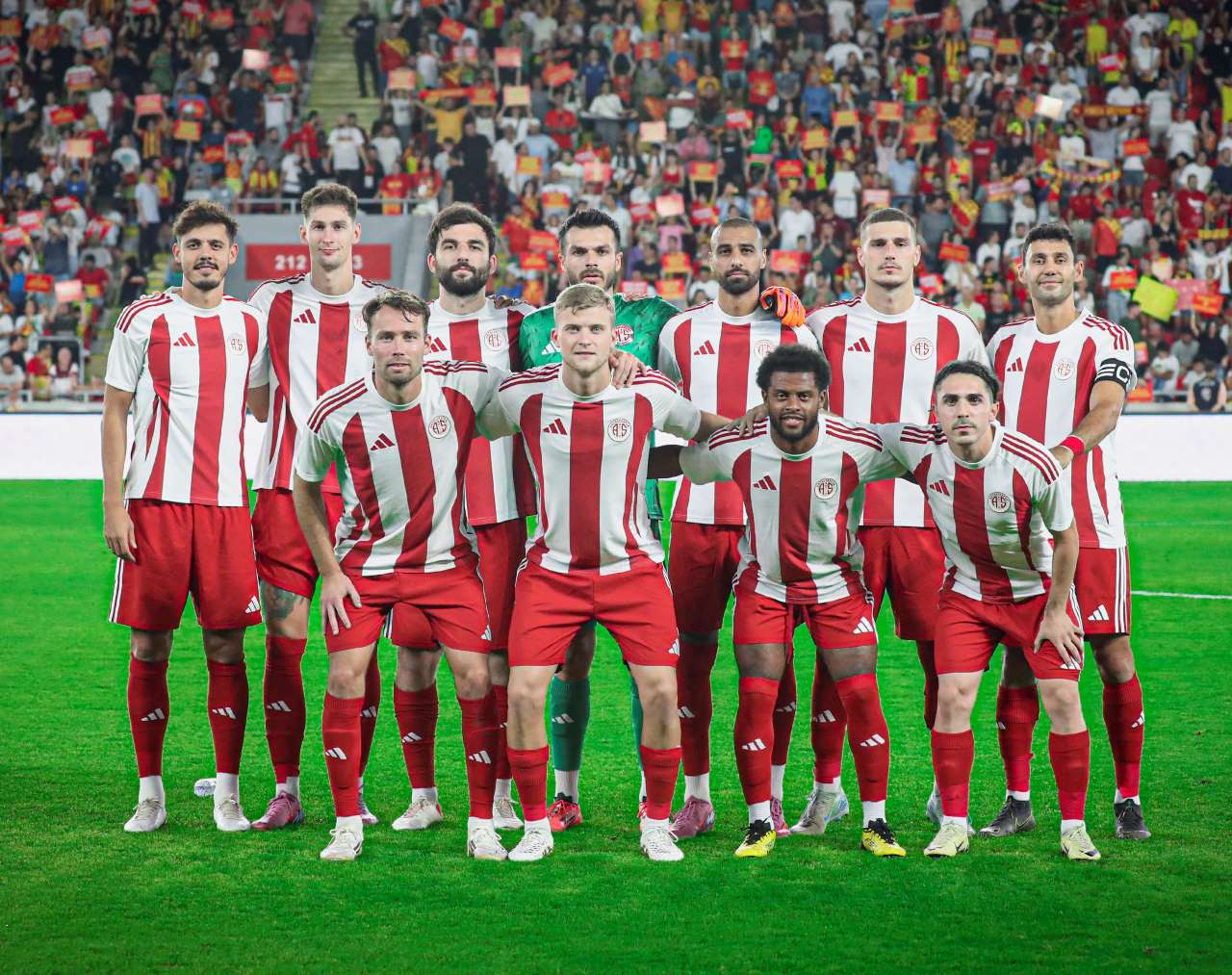 Antayaspor'da Transfer Tahtası Açıldı! Lisans Sıkıntısı Yaşanıyor
