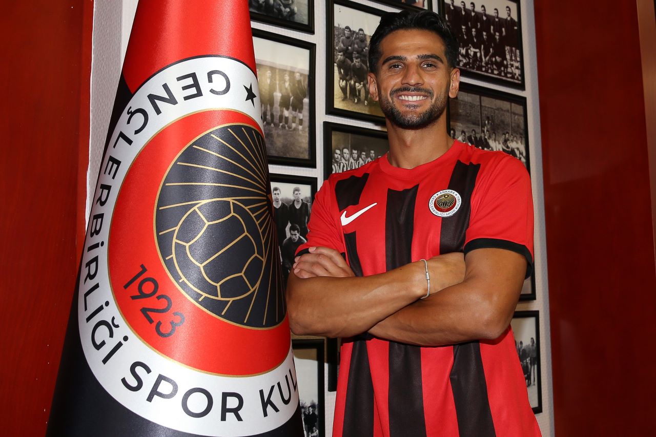 Transfer Tahtasını Açan Antalyaspor'da Bir Ayrılık Daha!