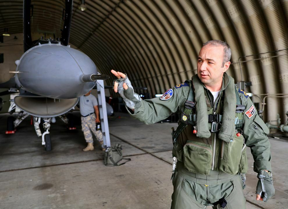 10'uncu Ana Jet Üs Komutanlığı kapılarını açtı! F-16'lar vatanın bekçisi 11