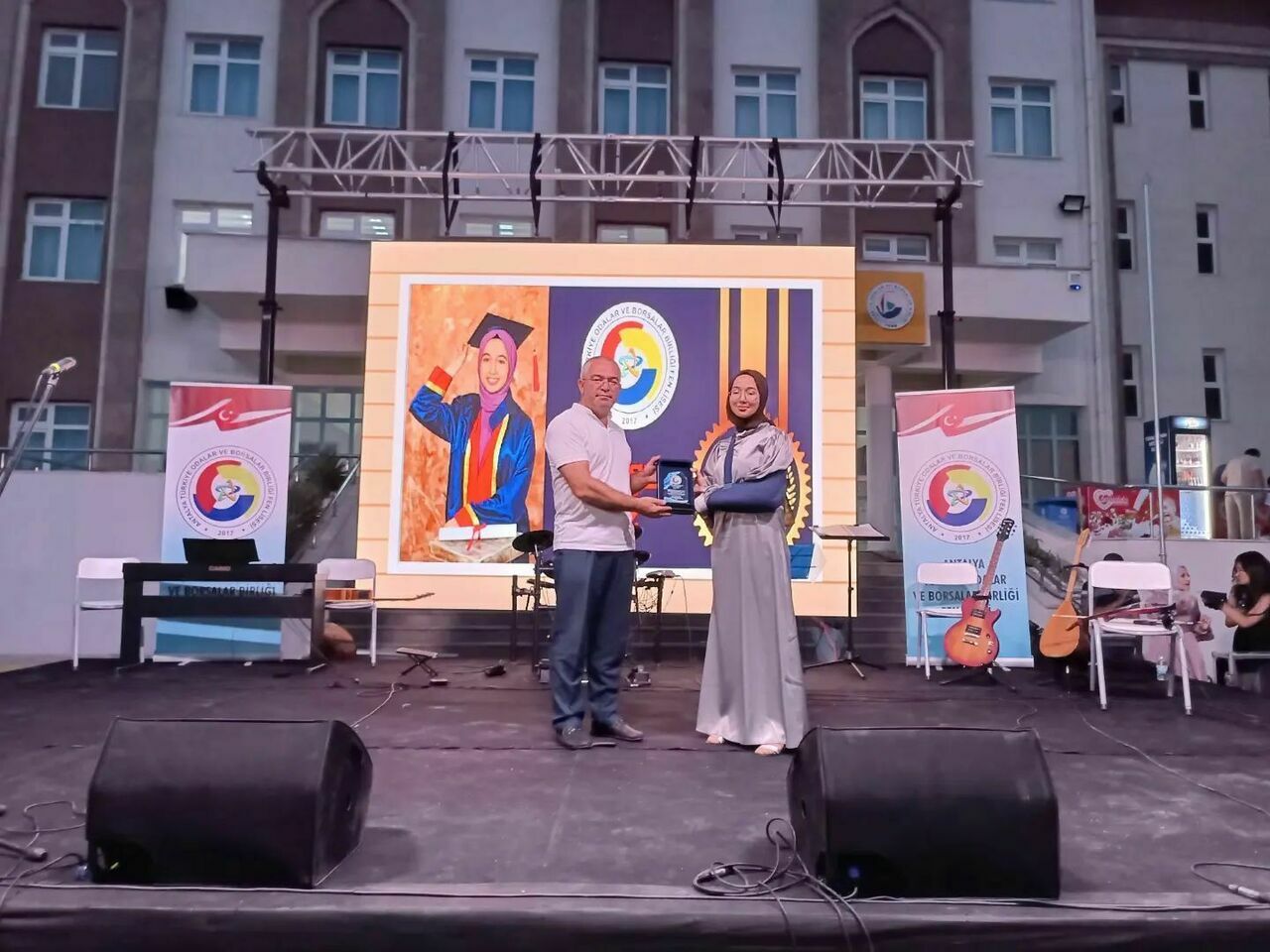 Antalya TOBB Fen Lisesi Mezunlarını Verdi 2
