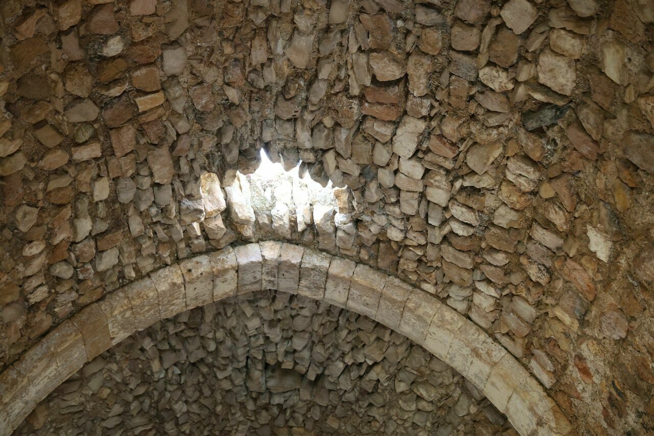 Elazığ'daki 750 Yıllık Kervansaray Zamanın Yıpratmasına Rağmen Ayakta Kalıyor 8