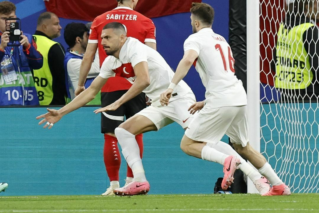 Türkiye Avusturya maçı böyle geçti! Kare kare çeyrek finale götüren zafer 10