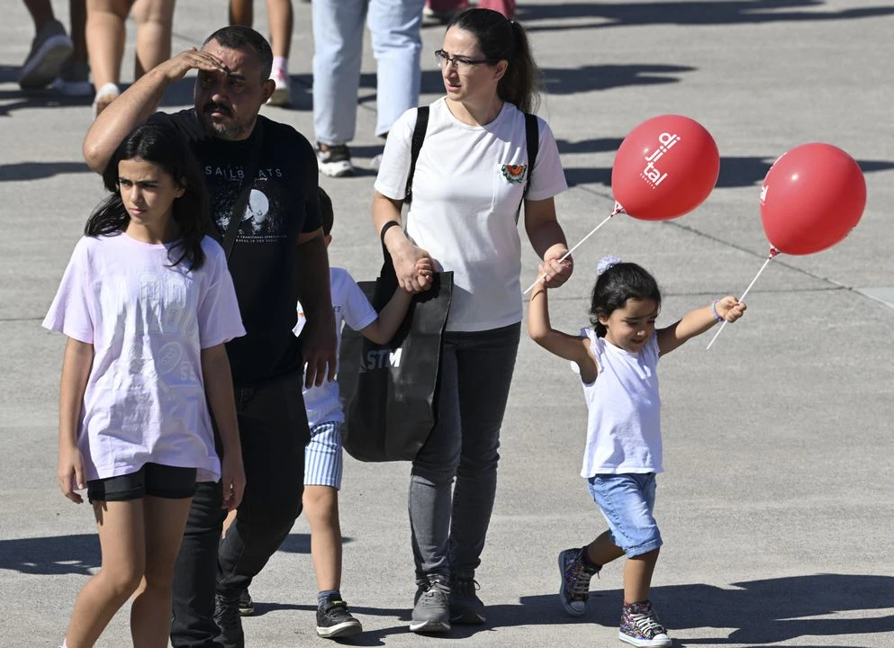 Adana TEKNOFEST'in son gününde ziyaretçi akını: Nefes kesen gösteriler 18
