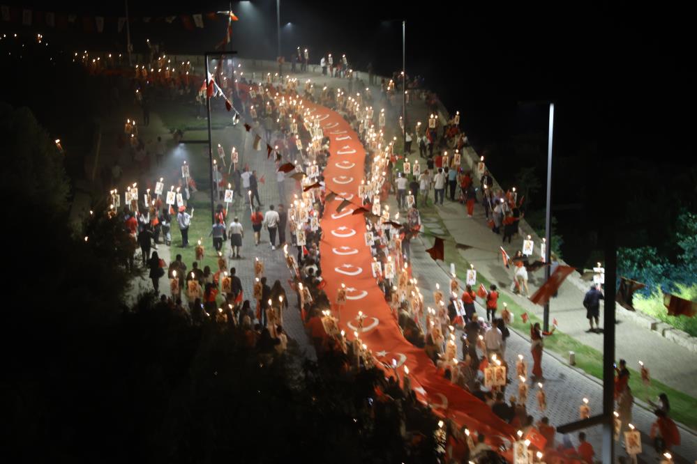Antalya’da Cumhuriyet’in 101. Yılı Coşkuyla Kutlandı 4
