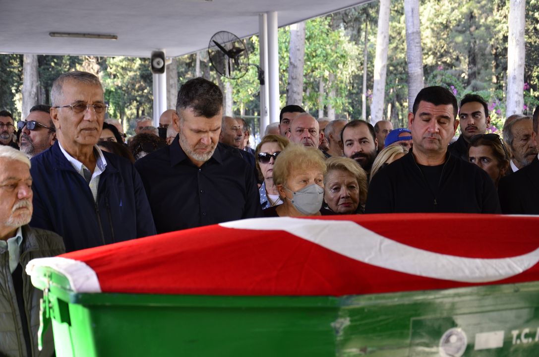 Muazzez İlmiye Çığ'a Mersin'de Son Görev 7