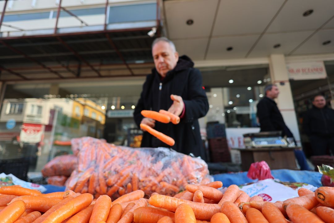 Türkiye'nin En Büyük Pazarı 225 Yıllık! 2 Bin Tezgah Kuruluyor 3