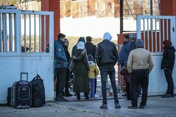 Suriyeliler Hatay Sınır Kapılarına Akın Akın Geliyor 7