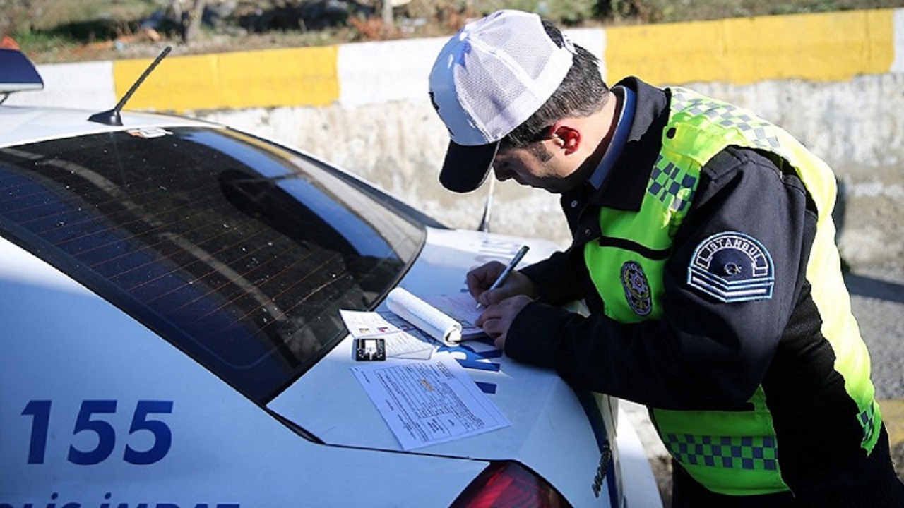 Araç sahipleri kontrol etmeden trafiğe çıkarsa yandı: Hepsine büyük para cezası kesiliyor 7