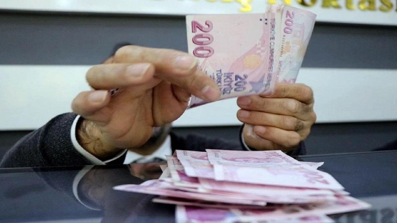 Emekliye resmi duyuru geldi: Bir yerine iki zam alacaklar 5