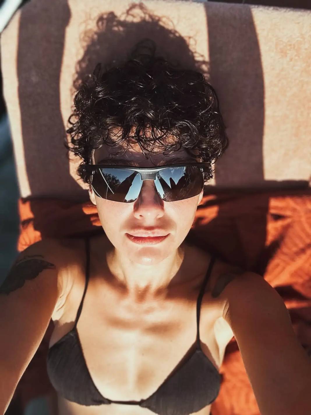 Ünlü Oyuncu Aldığı Ölüm Haberiyle Yıkıldı 4