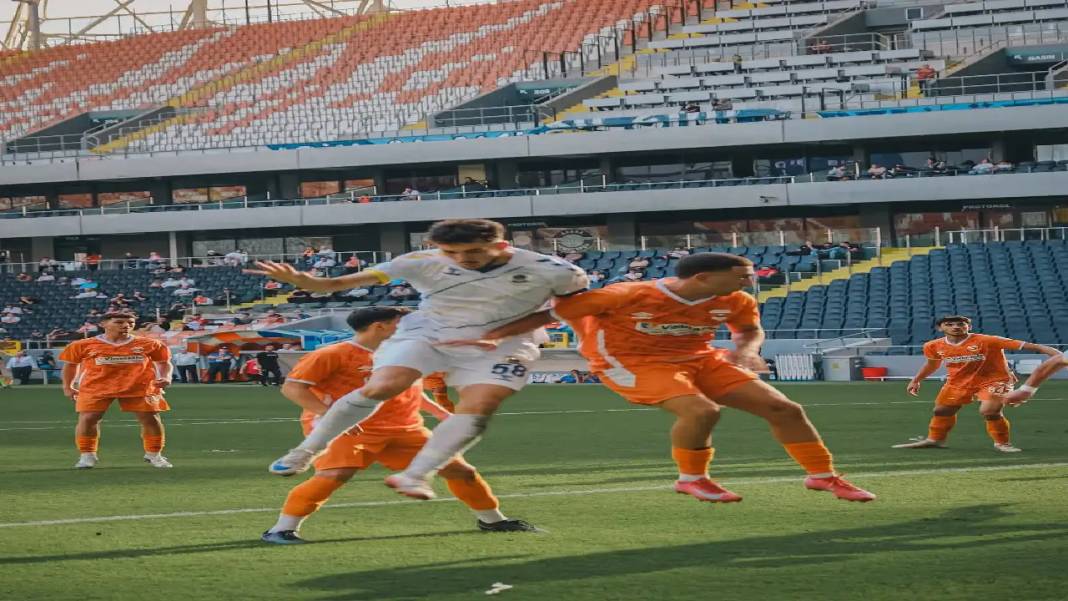 Adanaspor’da Kriz! Hoca Konuştu! 4