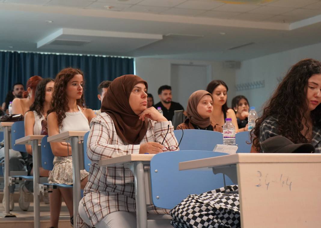Akdeniz'de 53 Yaşında Üniversiteli Oldu 4