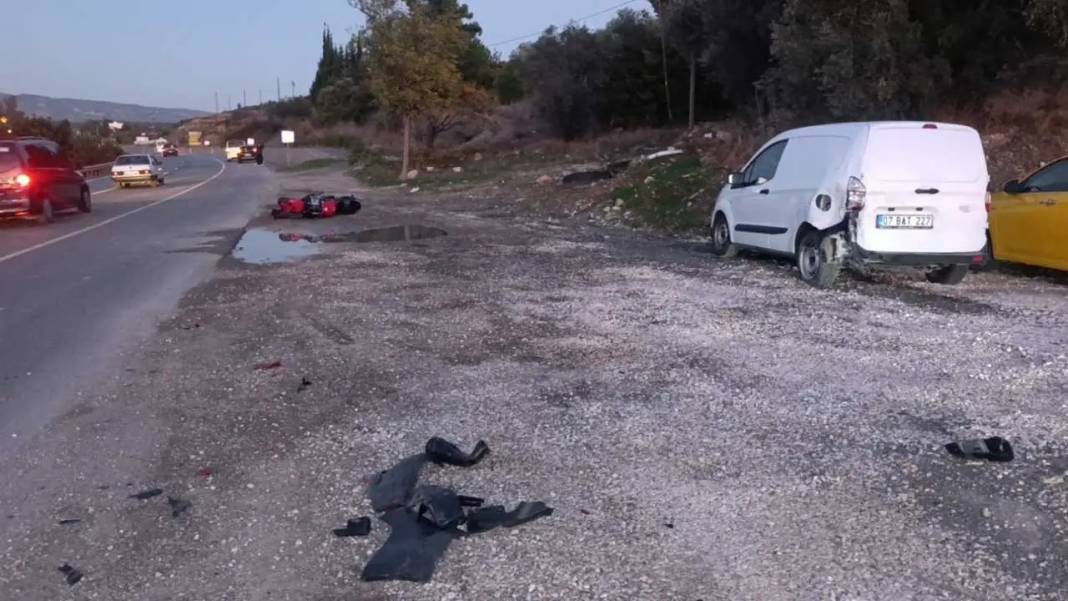 Manavgat’ta Zincirleme Kazaya Dönüşen O Anlar Kamerada! 1