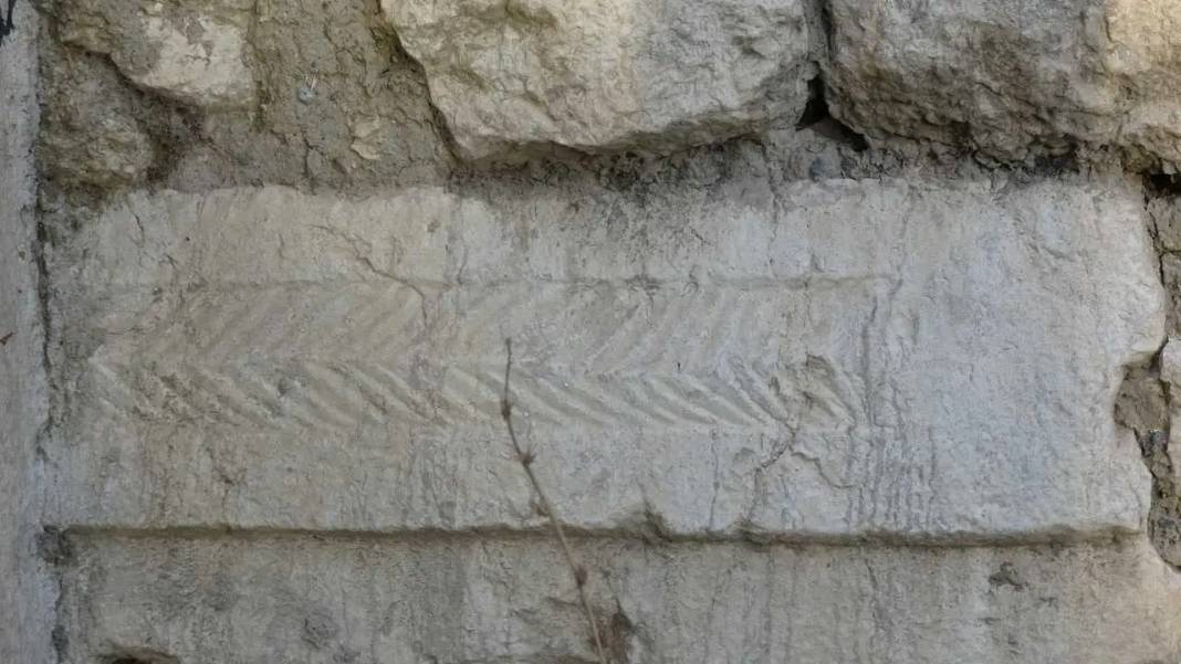 Burdur’da Roma İmparatoru’nun 1800 Yıllık Mektubu Bulundu! 4
