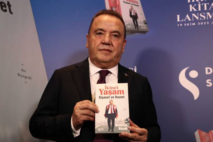 Antalya Kitap Fuarı 15. Yılında: İlk Kez Başkan Böcek’siz Açıldı 5