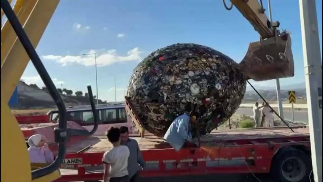 Hatay’da Sanatla Sıfır Atık Buluştu: 5 Tonluk Mesaj! 3