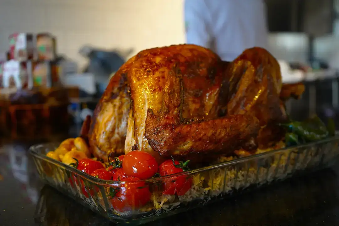 Yılbaşı Sofralarının Klasiği: Hindi Pişirmenin Püf Noktaları 4