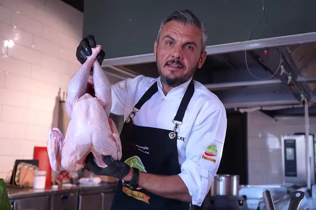 Yılbaşı Sofralarının Klasiği: Hindi Pişirmenin Püf Noktaları 5