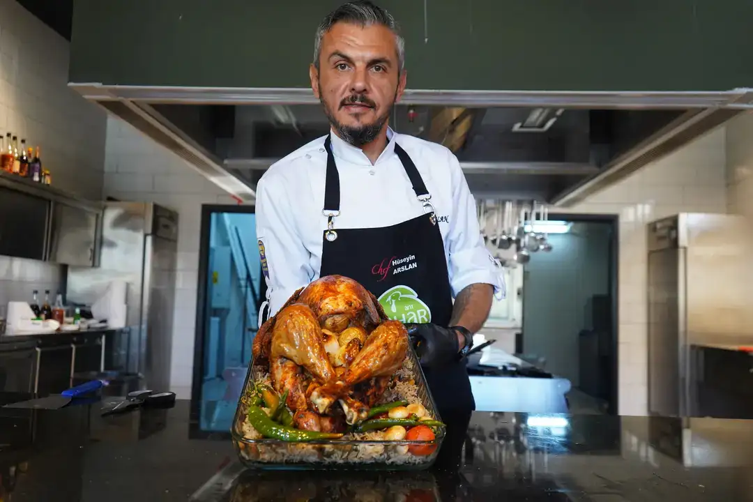 Yılbaşı Sofralarının Klasiği: Hindi Pişirmenin Püf Noktaları 7