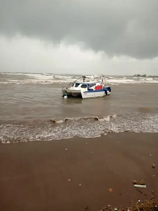 Antalya'nın Gündüzü Geceye Döndü: Sağanak Etkili Oldu 9