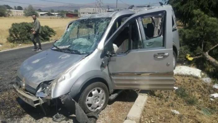 Isparta’da Şarampole Yuvarlanıp Takla Atan Araçta 2 Yaralı!