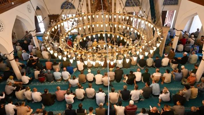 Antalya’da Tarihi An: Elmalı'da 1610'da Yapılan Ketenci Ömer Paşa Camii İbadete Açıldı