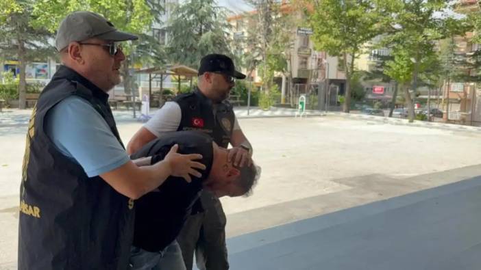 Afyonkarahisar Valisi’ne Hakaret Eden Şüpheli Antalya’da Yakalandı