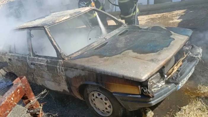 Isparta’da Seyir Halindeki Otomobil Alev Topuna Döndü!