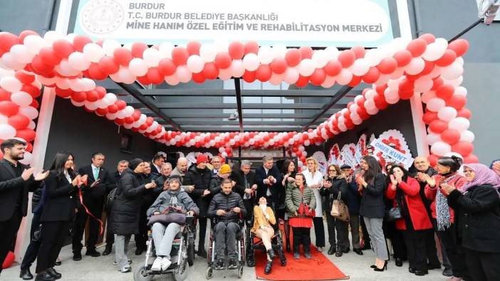 Burdur Belediyesi 96 Projeyi Geride Bırakarak O Ödülün Sahibi Oldu