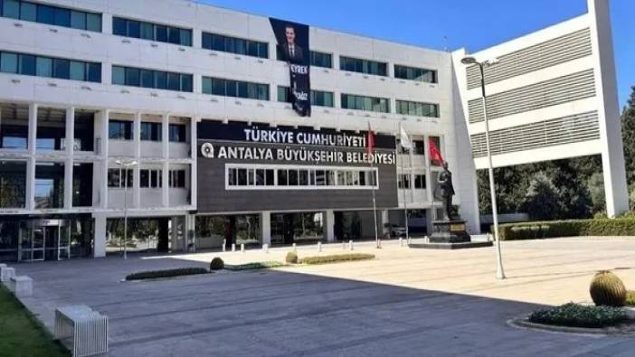 Antalya Büyükşehir’de flaş gelişme! 5 kişi tutuklandı, 3 isim adli kontrolle serbest