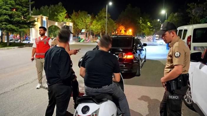 Isparta’da Modifiyeli Araçlar Takibe Alındı! 24 Sürücüye Ceza Yağdı