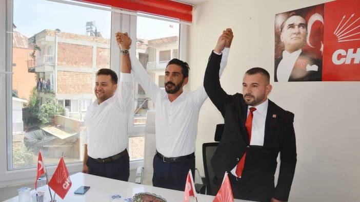 CHP Korkuteli Kongresi Nefes Kesti! Kazanan Mutlu Kardıçlı oldu