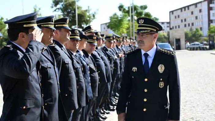 Antalya'nın Yeni Emniyet Müdürü Kolları Sıvadı