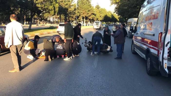 Isparta’da Panikleyen Sürücü Yola Savruldu! Mahalleli Yardıma Koştu