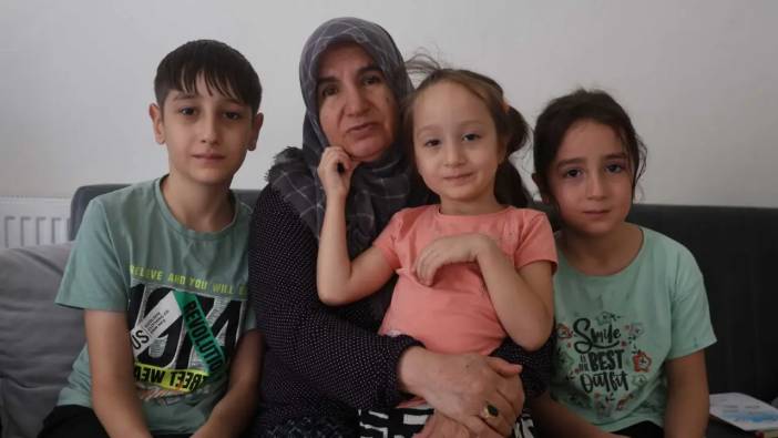 Hatay’da Yıkımın Ortasında Kalan Umut: Üç Torunuyla Hayata Tutunuyor