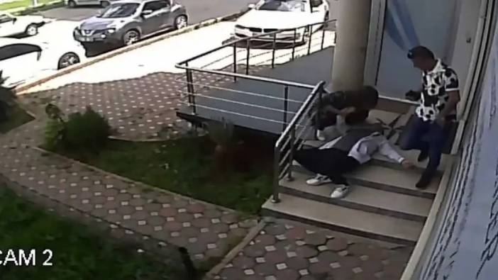 Adana’da Fıtık Sanıp Doktora Gitti, Klinik Önünde Kalp Krizi Geçirdi!