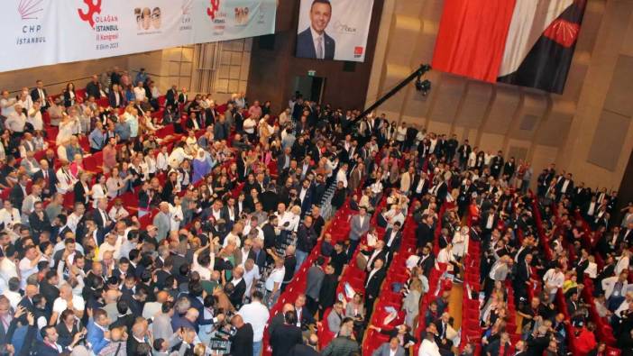 CHP İstanbul’da Kongre Tarihi Netleşti: Gürsel Tekin Görevde, Tartışmalar Sürüyor