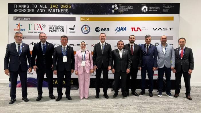 Uluslararası Uzay Kongresi Antalya'ya Geliyor! Serik IAC 2026 Bayrağını Aldı